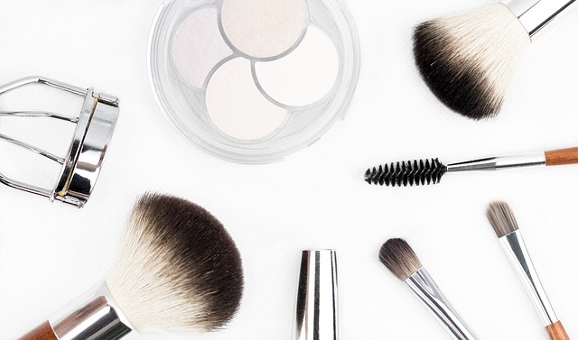 Consejos para acertar al comprar productos cosméticos online